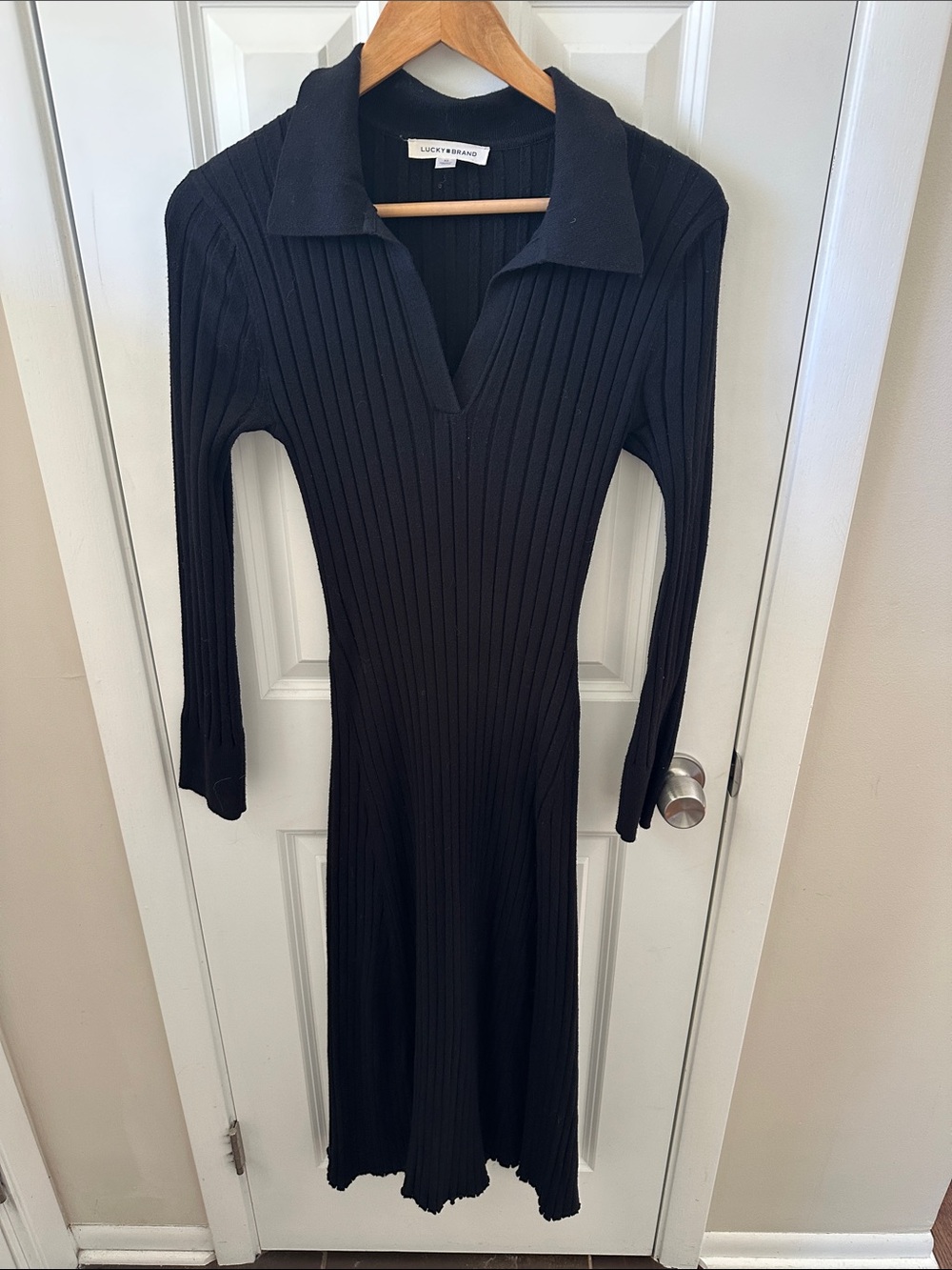 Lucky Brand Black Ribbed Collared Long-Sleeve Midi Dress